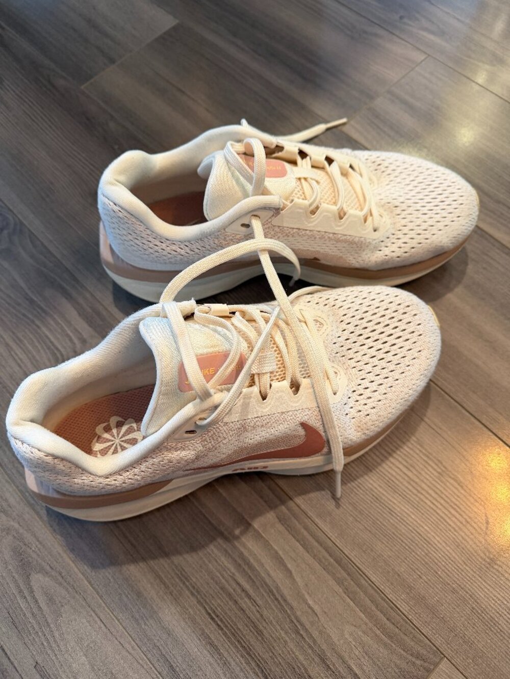 Nike Winflo 11 Womens sz 7.5